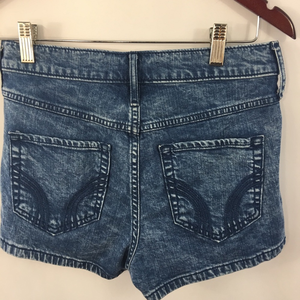 Hollister High Rise Jean Shorts 5 Stone Wash - Picture 4 of 4